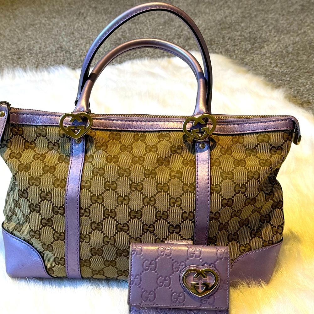***Authentic***Gucci Lovely Heart Hand Tote Bag GG 257069 w/ Matching Wallet .